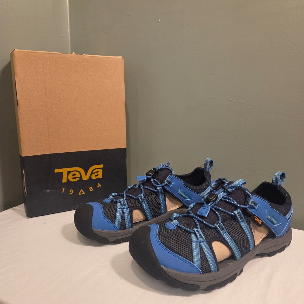 NEW Teva Youth Manatee Sandals Hiking Water‎ Shoe Closed Toe, Size 5